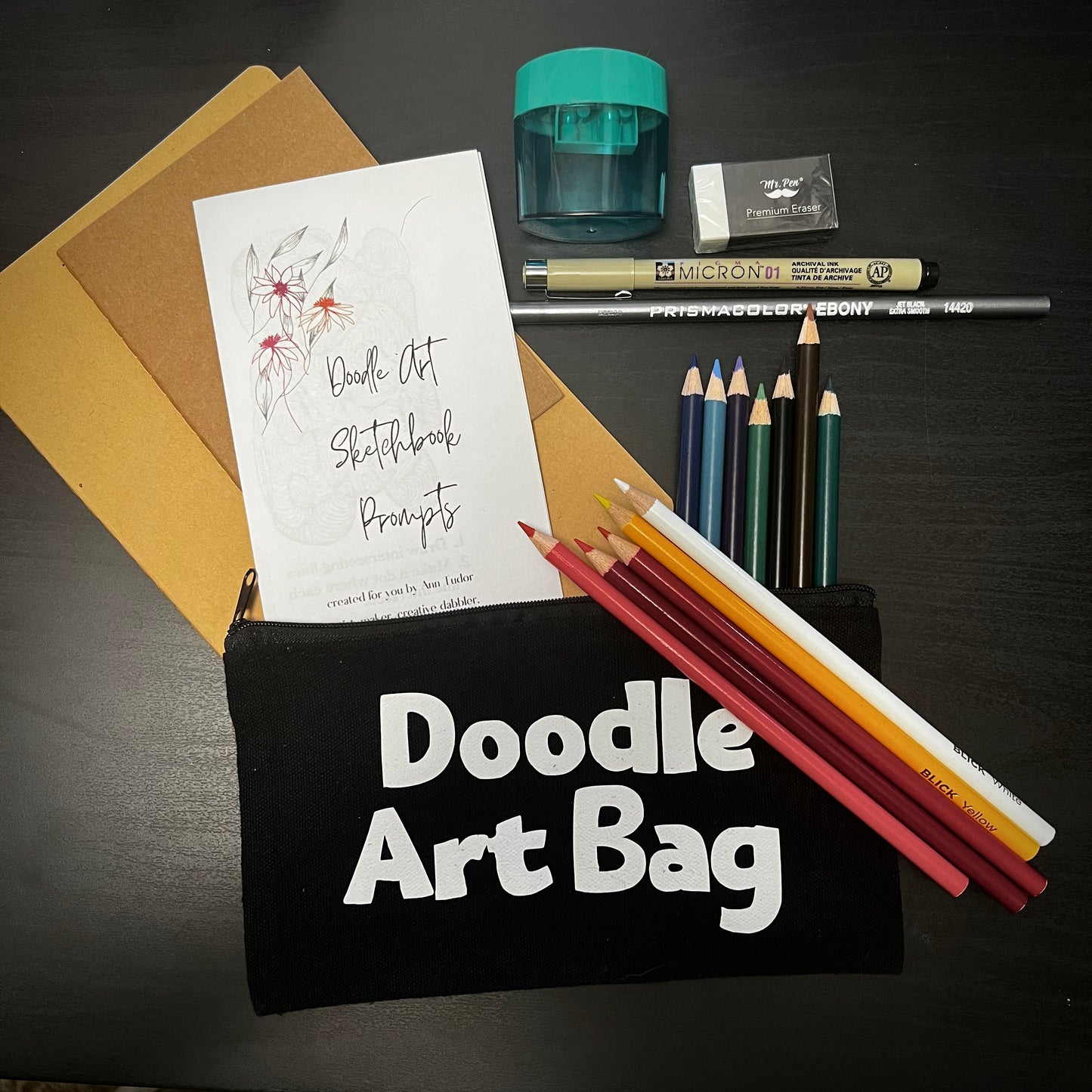 Doodle Art Sketchbook Kit